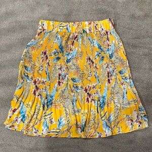 Floral Yellow Skirt size XL